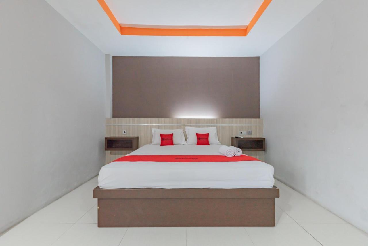 Hotel Reddoorz Near Plaza Balikpapan Exteriér fotografie