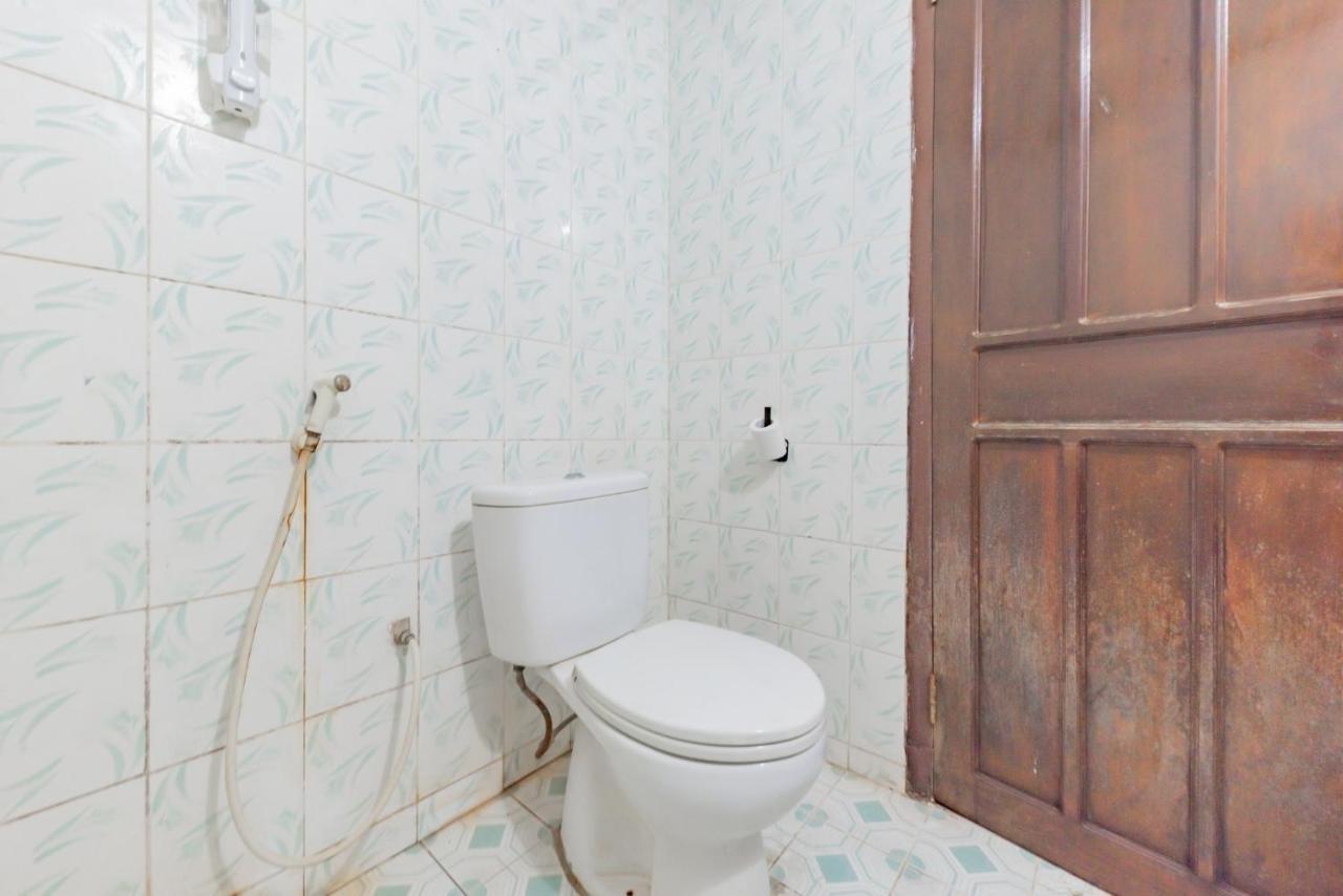 Hotel Reddoorz Near Plaza Balikpapan Exteriér fotografie