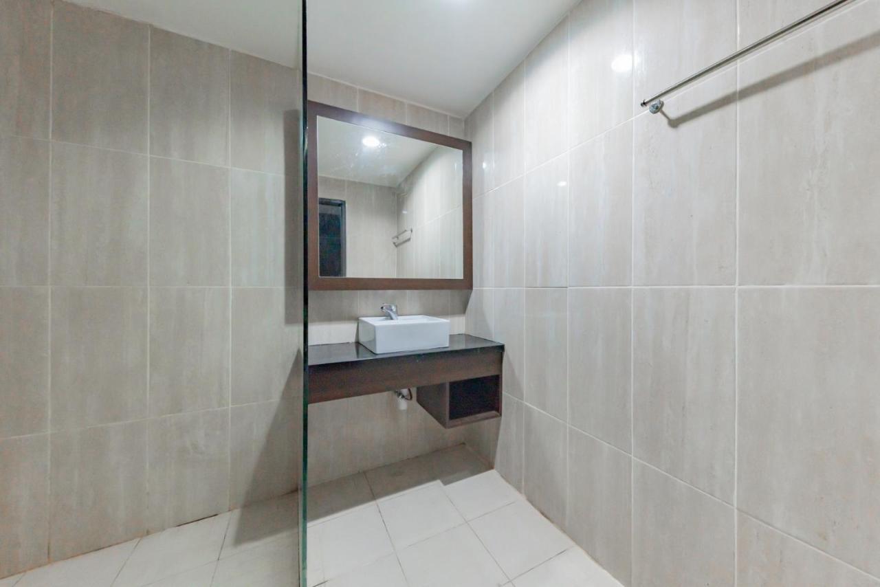 Hotel Reddoorz Near Plaza Balikpapan Exteriér fotografie