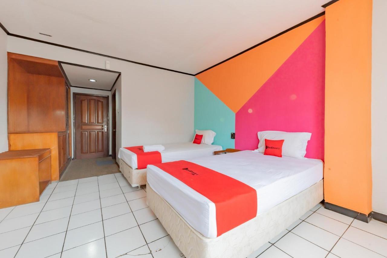 Hotel Reddoorz Near Plaza Balikpapan Exteriér fotografie