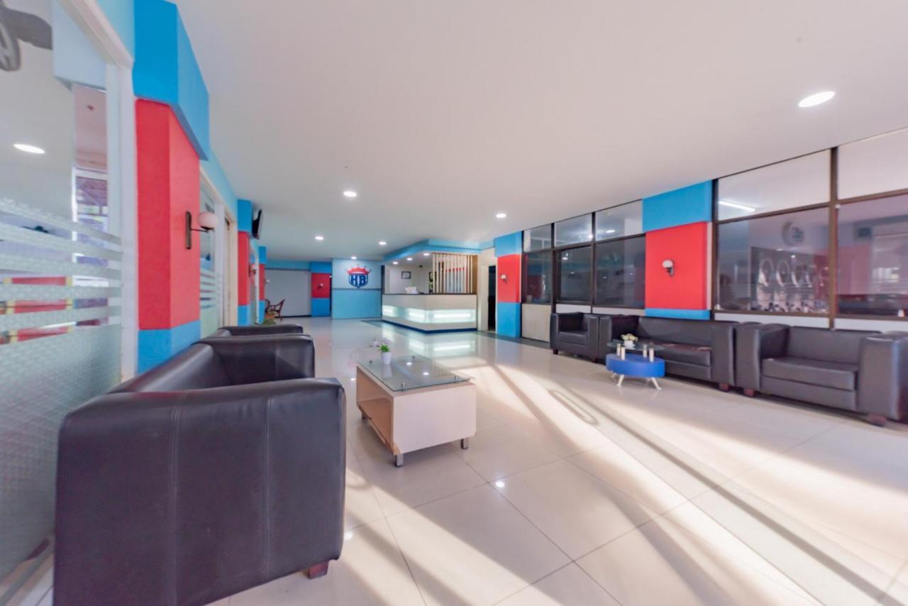Hotel Reddoorz Near Plaza Balikpapan Exteriér fotografie