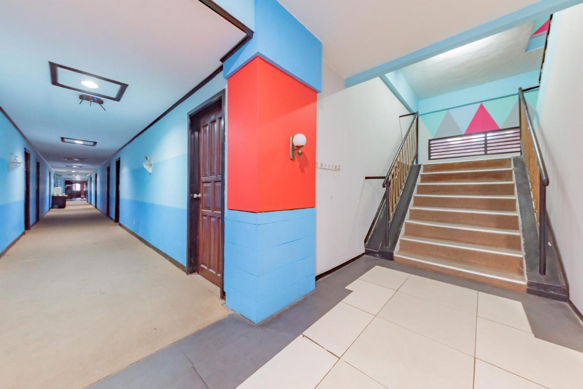 Hotel Reddoorz Near Plaza Balikpapan Exteriér fotografie